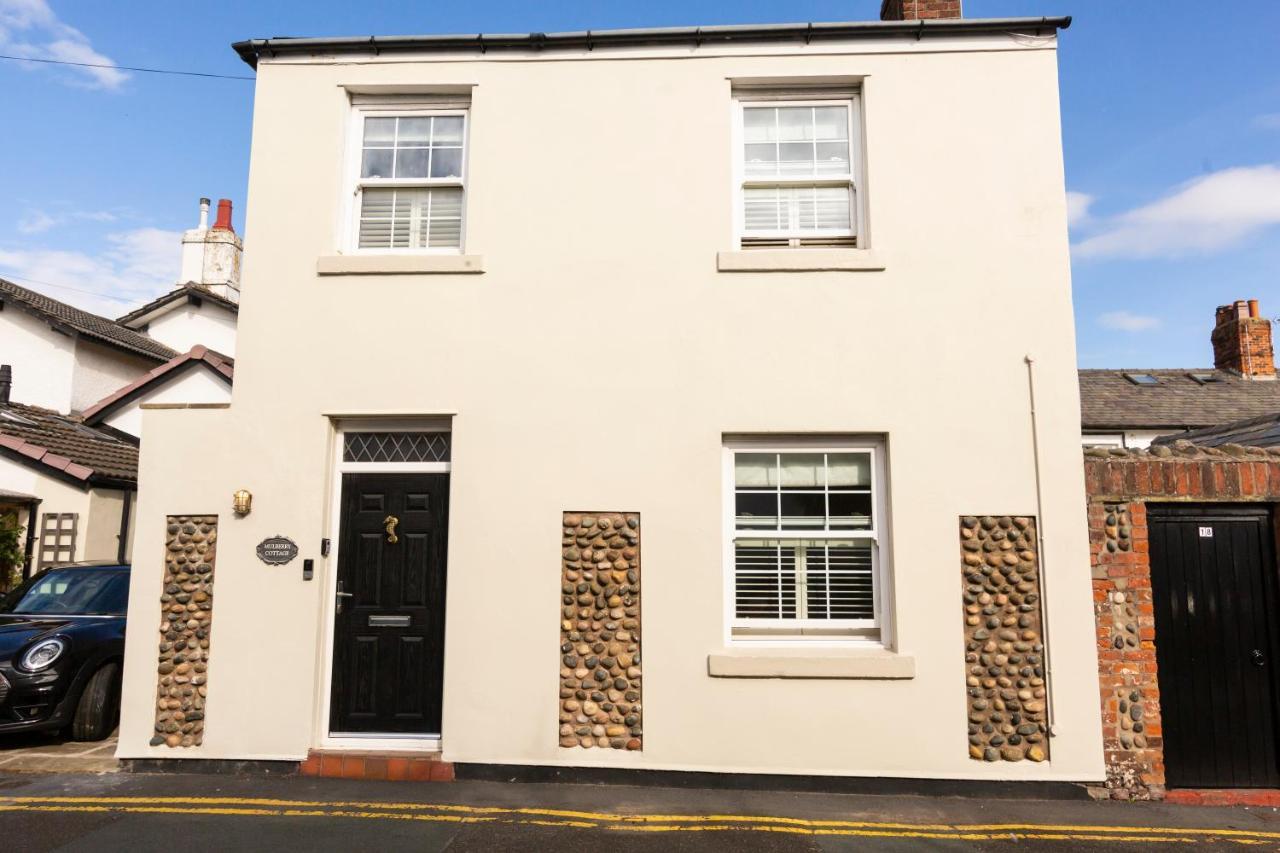 Mulberry Cottage - Cosy 3 Bed Cottage Near Lytham Windmill 莱瑟姆-圣安妮 外观 照片